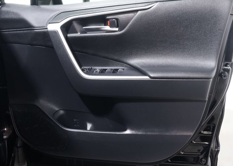 Toyota Rav4 2.5 RAV4 Icon HEV 4x2 CVT 5dr 41