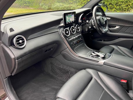 Mercedes-Benz GLC 2.1 GLC250d AMG Line G-Tronic 4MATIC Euro 6 (s/s) 5dr 31