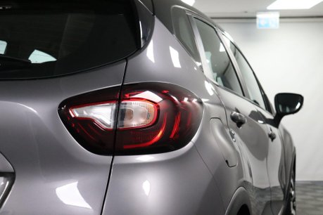 Renault Captur PLAY TCE 23