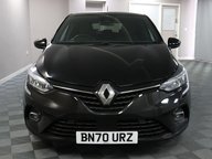 Renault Clio ICONIC TCE BOSE 2