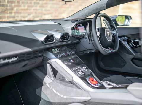 Lamborghini Huracan LP610-4 14