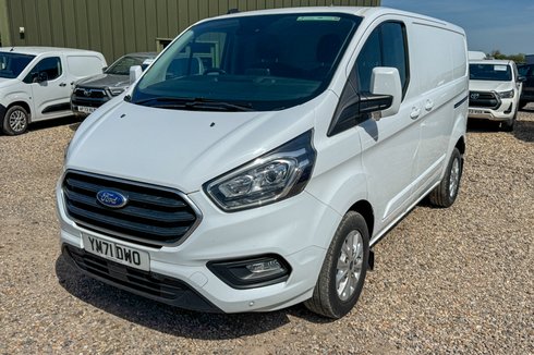 Ford Transit Custom SWB L1H1 Low Roof Limited 280 Air Con Alloys Sensors EURO 6