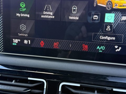 Renault 5 comfort range 52kWh iconic five Hatchback 5dr Electric Auto (150 ps) 43