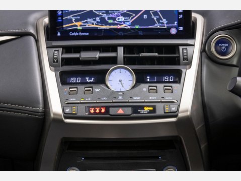 Lexus NX 2.5 300h GPF Premium SUV 5dr Petrol Hybrid E-CVT 4WD Euro 6 (s/s) (197 ps) 41