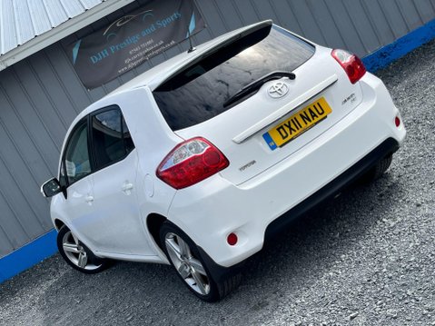 Toyota Auris 1.6 V-Matic SR Euro 5 5dr 48