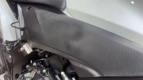 Honda CBR 2014 35K LONG MOT 600CC SPORTS BIKE SERVICED WARRANTY 24