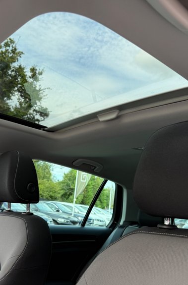 Volkswagen Golf GT EDITION TSI ACT BMT -£35 ROAD TAX -PANORAMIC SUNROOF -10 SERVICES 