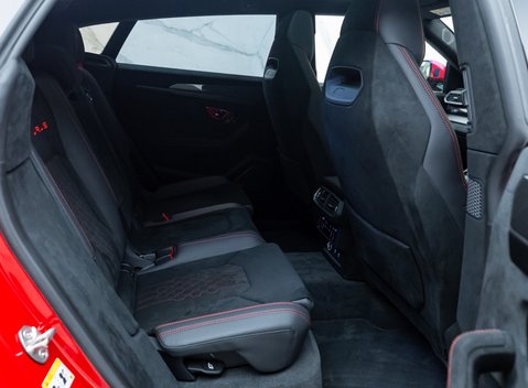 Lamborghini Urus PERFORMANTE 19