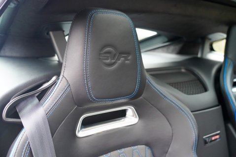 Jaguar F-Type V8 SVR 575 AWD 14