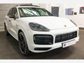 Porsche Cayenne 3.0 V6 E-Hybrid 17.9kWh Platinum Edition TiptronicS 4WD Euro 6 (s/s) 5dr (3 7