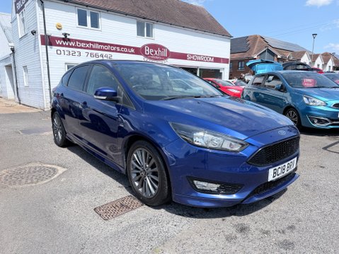 Ford Focus 1.0 ST-LINE NAVIGATION 4