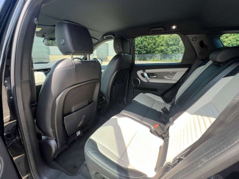 Land Rover Discovery Sport 2.0 Discovery Sport R-Dynamic SE D Automatic 4WD 5dr *NATIONAL DELIVERY* 35