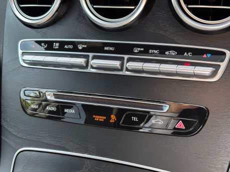 Mercedes-Benz GLC 2.1 GLC220d AMG Line (Premium) Coupe Diesel G-Tronic 4MATIC Euro 6 (170PS) 32
