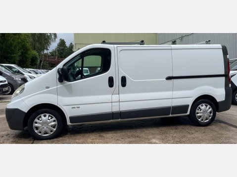 Renault Trafic 2.0 TD dCi LL29 Navigation L3 H1 4dr 17