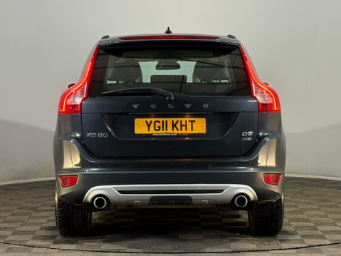 Volvo XC60 D5 R-DESIGN AWD 7
