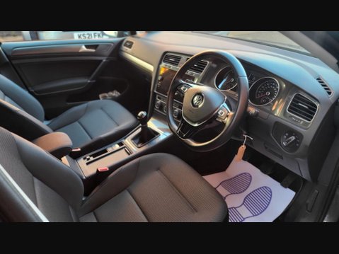 Volkswagen Golf MATCH TSI 2