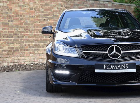 Mercedes-Benz C Class AMG Saloon Edition 507 6