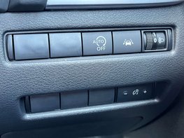 Nissan Qashqai 1.3 Qashqai N-Connecta DiG-T MHEV 5dr 56