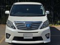 Toyota Alphard Hybrid 29