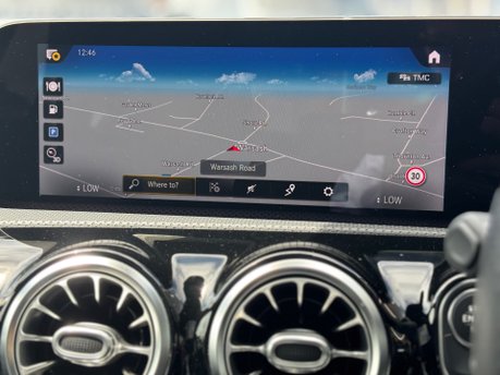 Mercedes-Benz A Class A 180 D AMG LINE PREMIUM PLUS 24