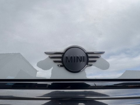 Mini Hatch COOPER SPORT 20