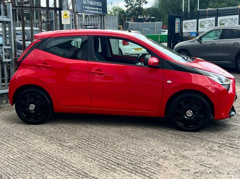 Toyota Aygo VVT-I X-PLAY 15