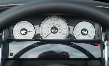 Rolls-Royce Dawn Black Badge 19