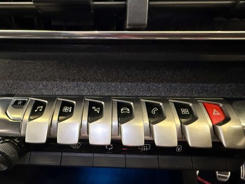 Peugeot 3008 1.2 3008 GT Line S/S 5dr 32