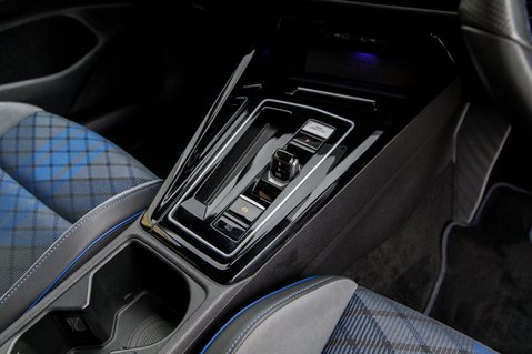 Volkswagen Golf R TSI 4MOTION DSG 39