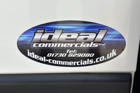 Citroen Relay 33 L1H1 X 120 ps BlueHdi Panel Van - Racking & Invertor 18