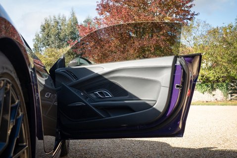 Audi R8 5.2 FSI V10 Plus S Tronic quattro Euro 6 (s/s) 2dr 28