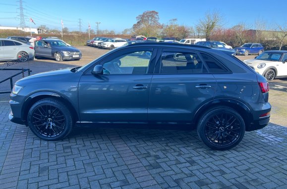 Audi Q3 2.0 TDI QUATTRO BLACK EDITION AUTO 11