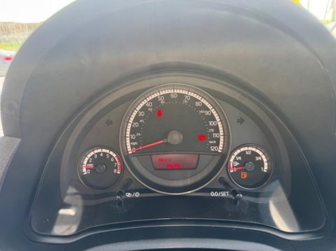 Volkswagen Up 1.0 Take up! Euro 5 3dr 9
