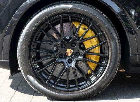 Porsche Cayenne Turbo 10
