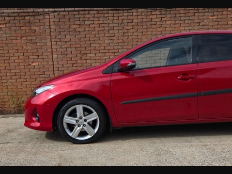 Toyota Auris 1.6 Auris Sport Valvematic 5dr 16