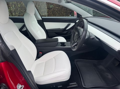 Tesla Model 3 STANDARD RANGE PLUS 8