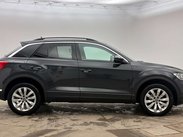 Volkswagen T-Roc 1.5 T-Roc SE TSi Evo Semi-Auto 5dr 4