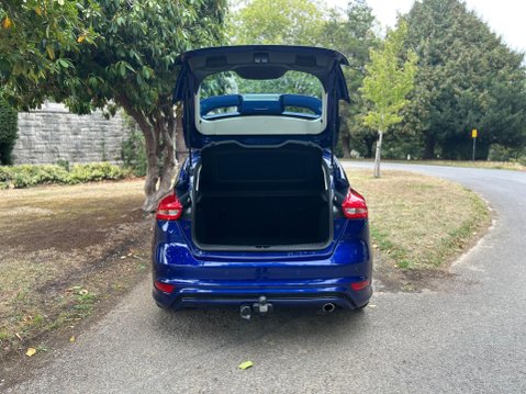 Ford Focus ZETEC S 30