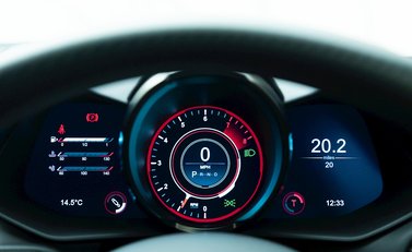 Aston Martin V12 Vantage 15