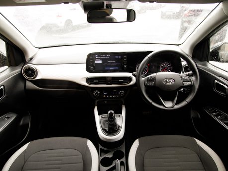 Hyundai i10 MPI PREMIUM