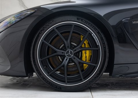 Mercedes-Benz Amg GT 63 PREMIUM +