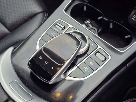 Mercedes-Benz C Class 2.1 C220 BlueTEC Sport Saloon 4dr Diesel G-Tronic+ Euro 6 (s/s) (170 ps) 27