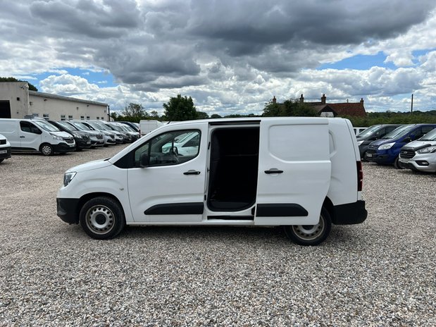 Vauxhall Combo LWB L2H1 Low Roof Air Con EURO 6 NO VAT 13