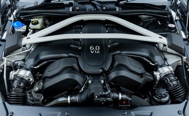 Aston Martin Vanquish S Ultimate 42