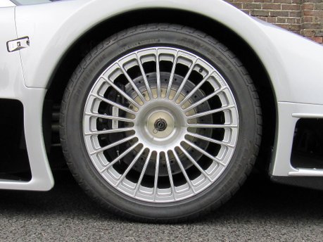 Mercedes-Benz CLK GTR 