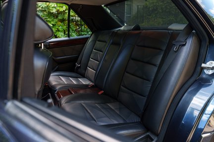 Mercedes-Benz E Class E500 Limited 24