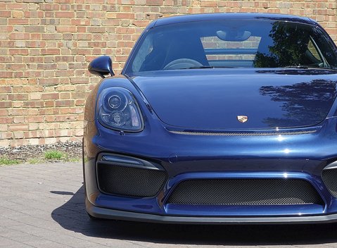 Porsche Cayman GT4 22