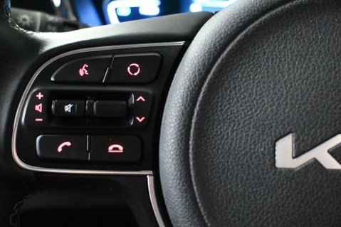 Kia Niro 1.6 Niro 3 HEV Semi-Auto 5dr 42