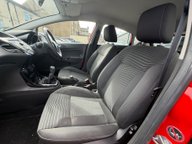 Ford Fiesta ZETEC 12