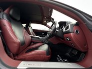 Aston Martin DB11 4.0L V8 Coupe 44